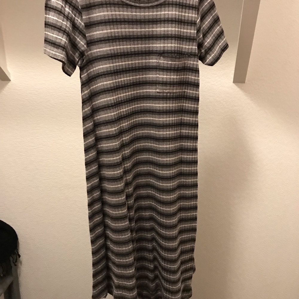 LulaRoe - Picture 2 of 2